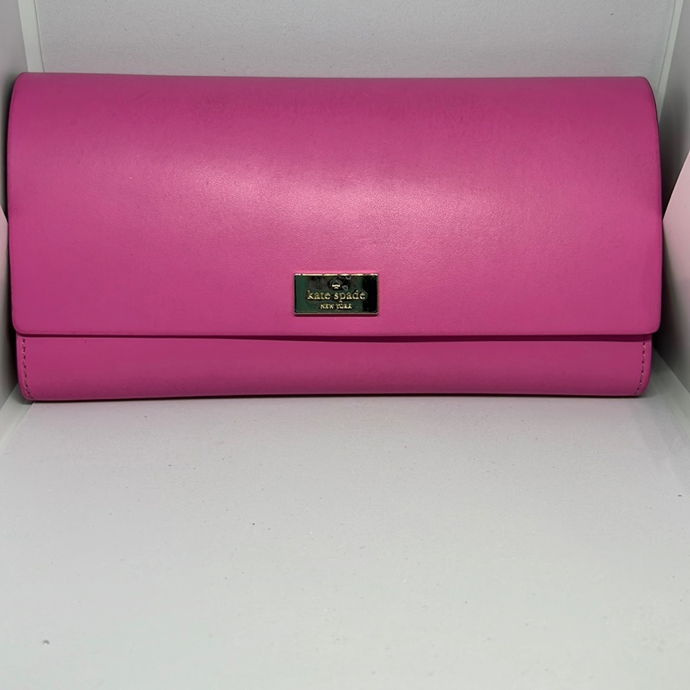 Kate Spade Bubble gum pink wallet